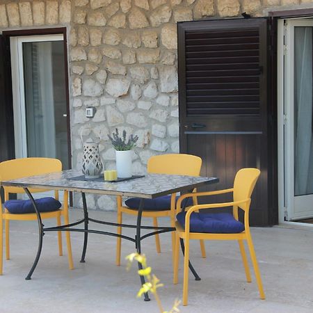 Cappelli Apartments - Losinj Мали-Лошинь Экстерьер фото